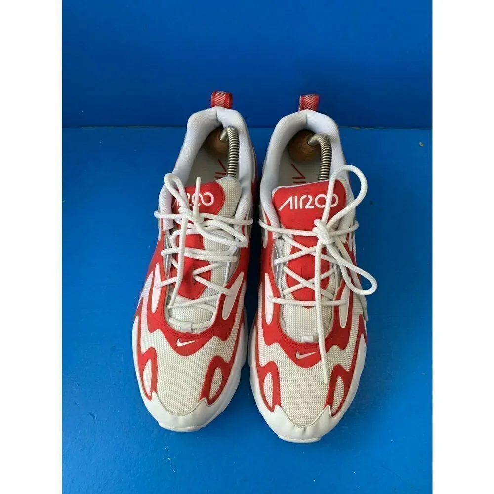 NIKE AIR MAX 200 WHITE UNIVERSITY RED SILVER AQ2568-100 Size 9